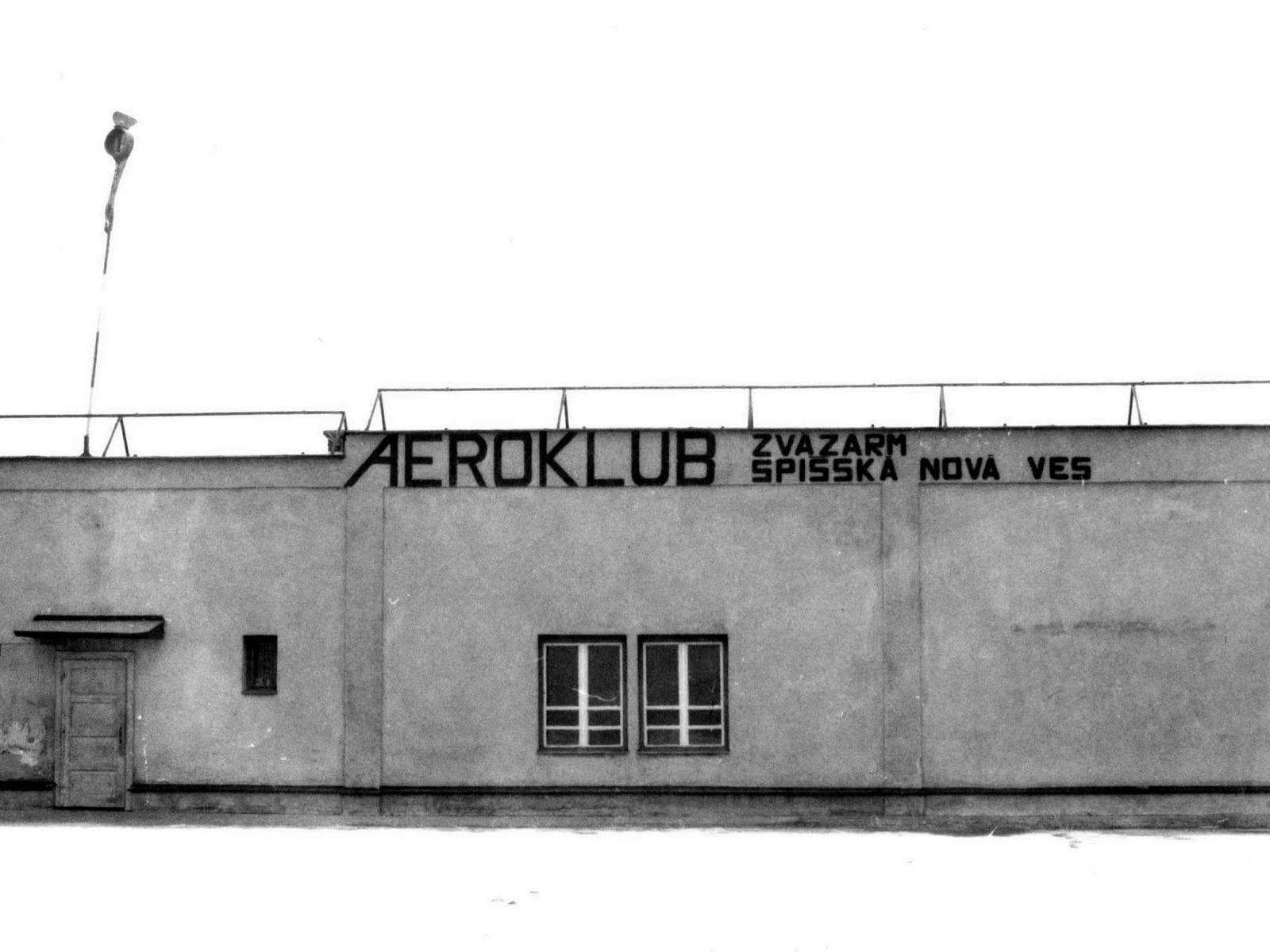 Budova Aeroklubu Zväzarm Spišská Nová Ves – archívna fotografia