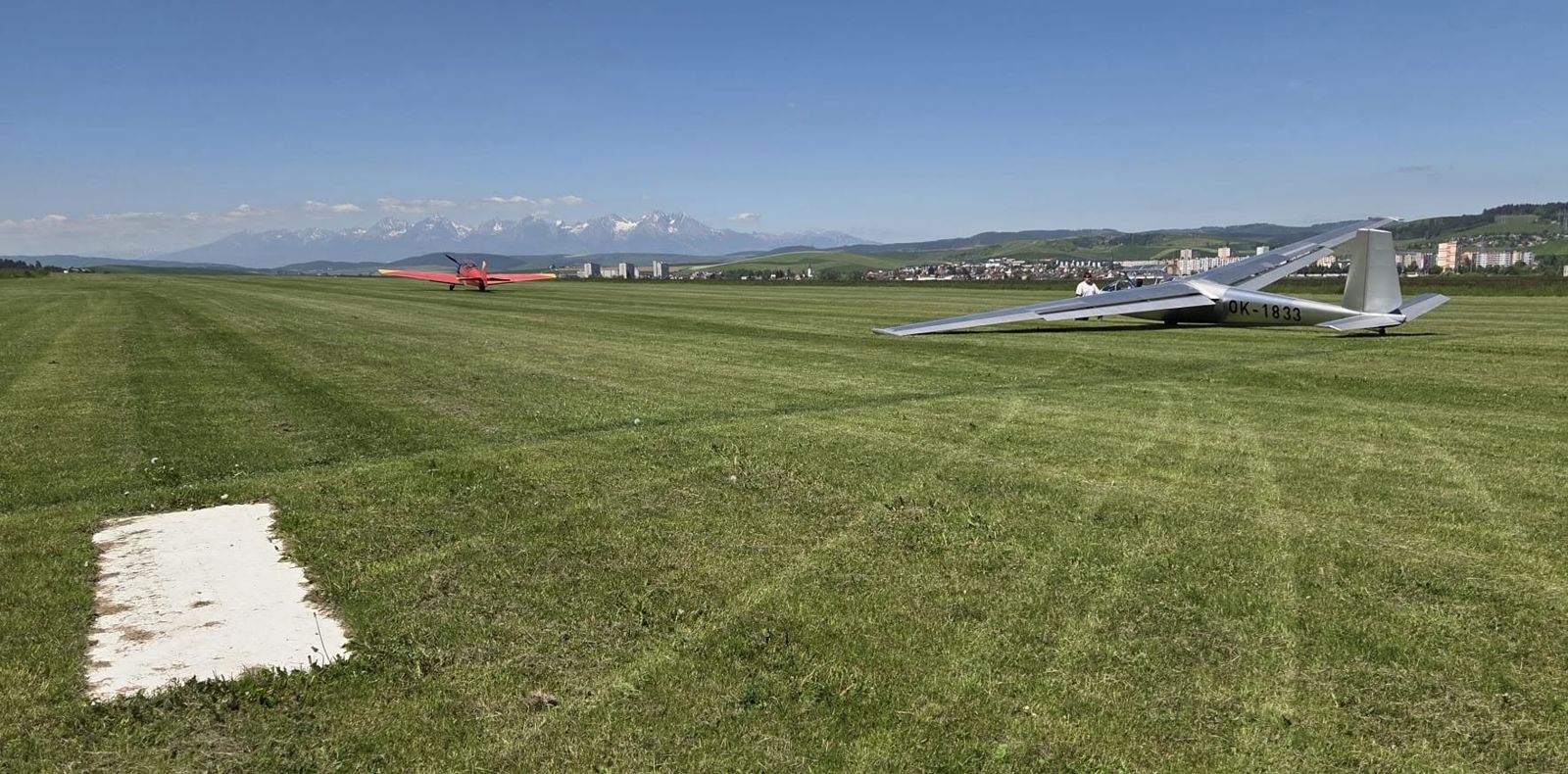 Glider pilot training