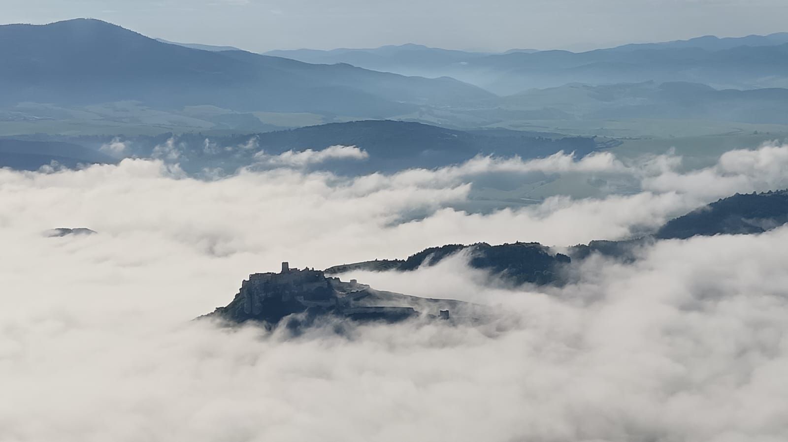 Spišský hrad z lietadla